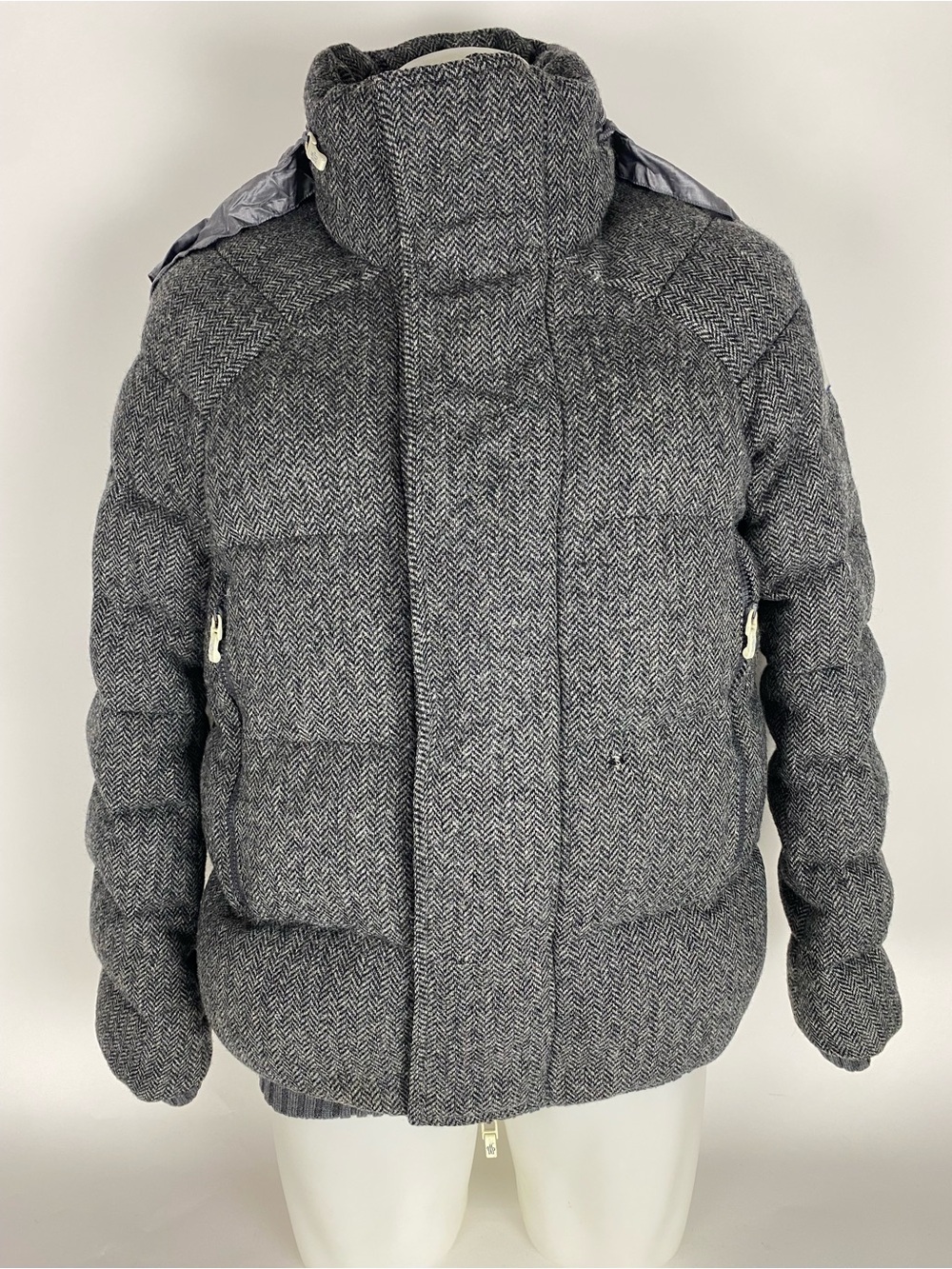 Damaged Moncler wool puffer jacket Men’s Size 3 grey herringbone